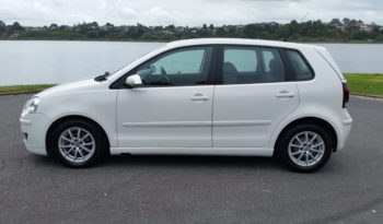 VOLKSWAGEN POLO 1.4 TURBO DIESEL MANUAL full