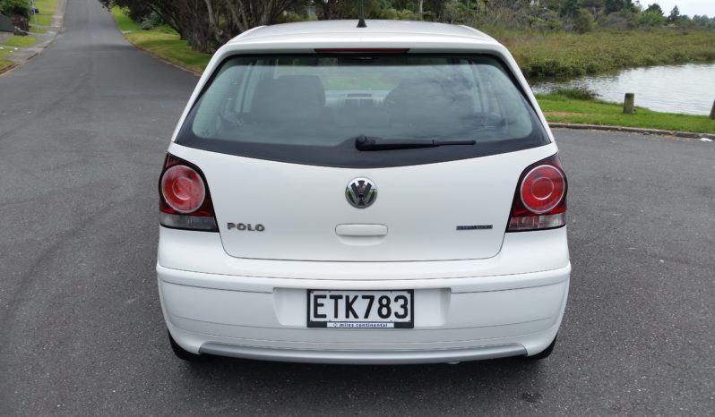 VOLKSWAGEN POLO 1.4 TURBO DIESEL MANUAL full