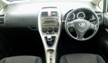 TOYOTA COROLLA 2007 MANUAL from $38 p/w full